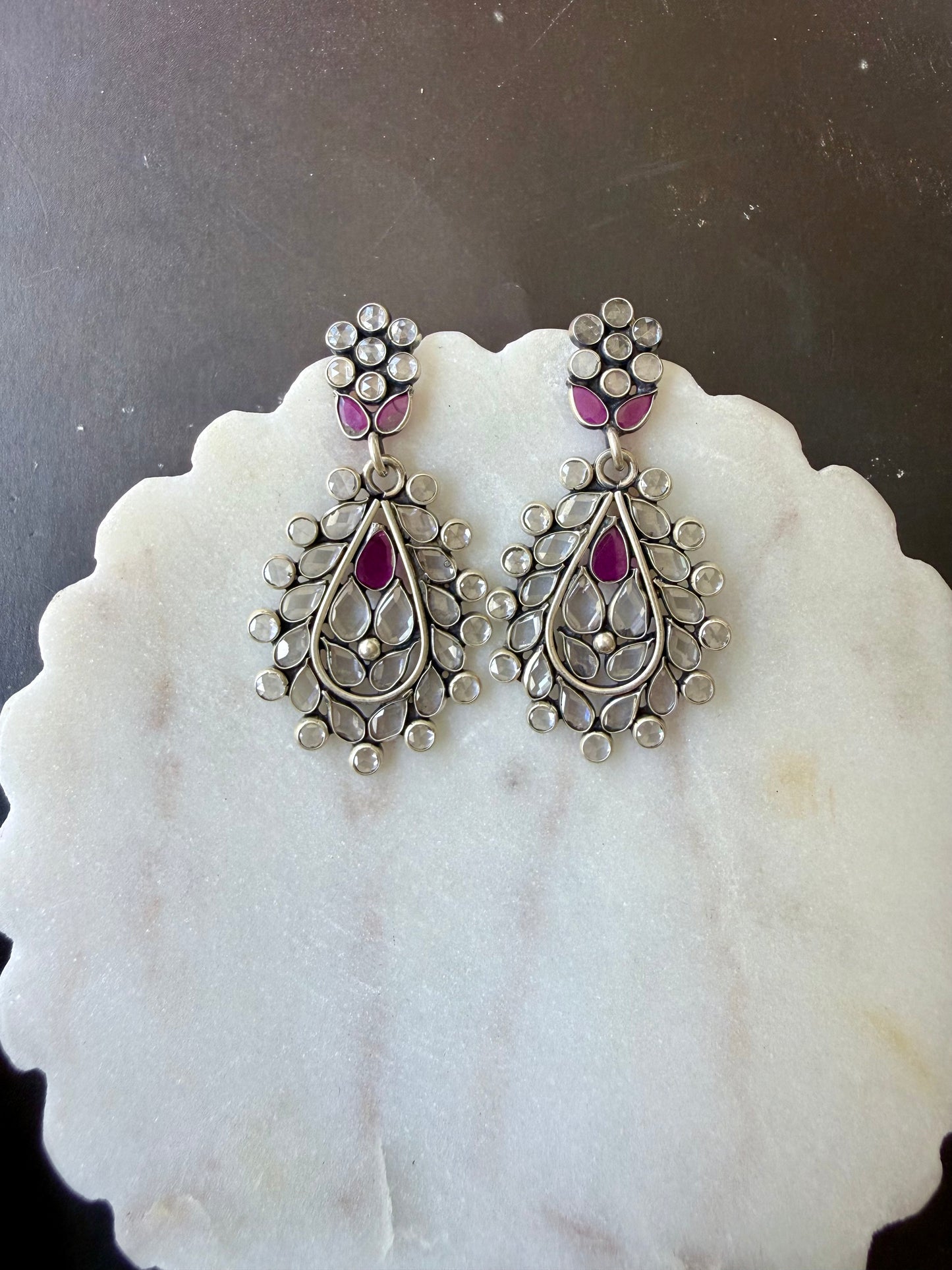 Ruby Glass Polki Chand Earrings – Leaf