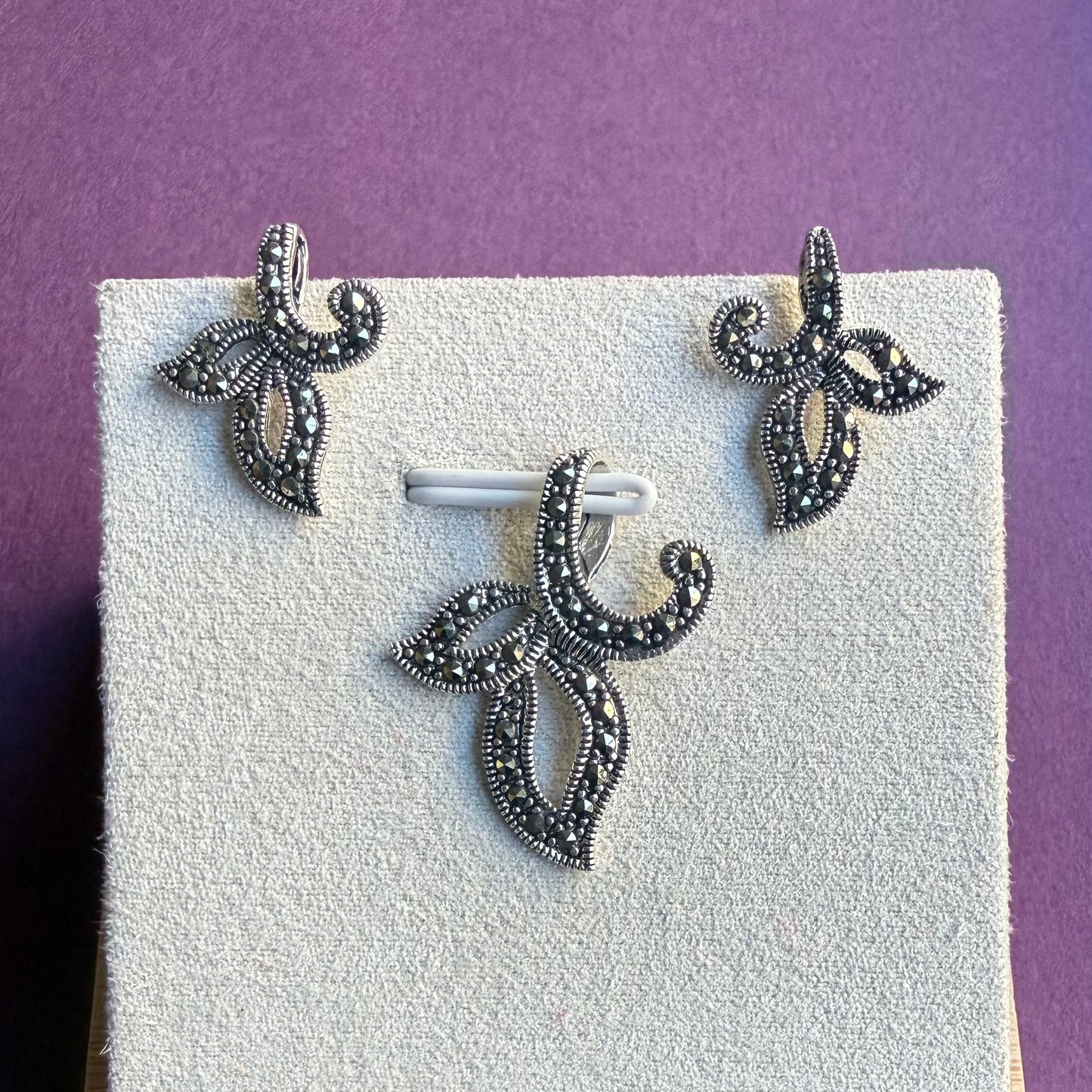 Leaf Swirl Marcasite Pendant Set