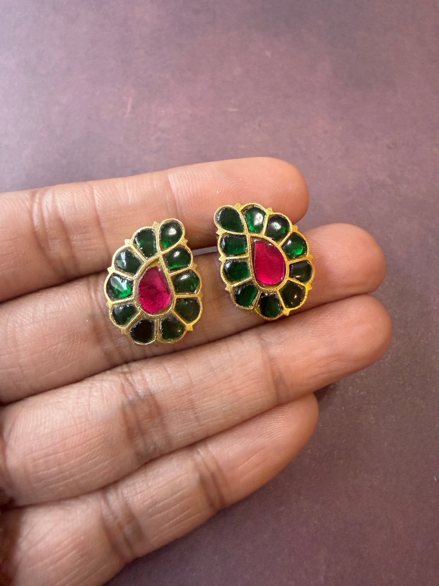 Raani Ambi Kundan Studs