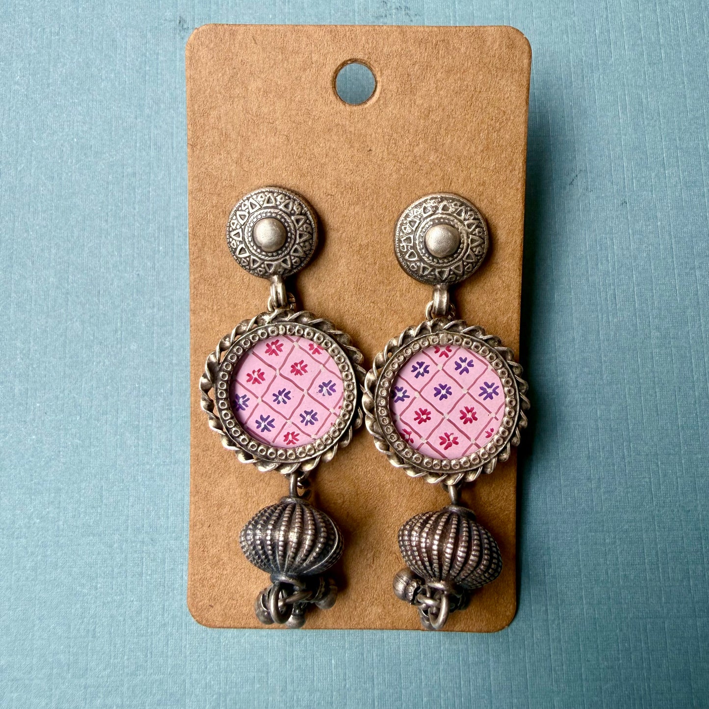 Leela Painted Earrings – Pink Circle