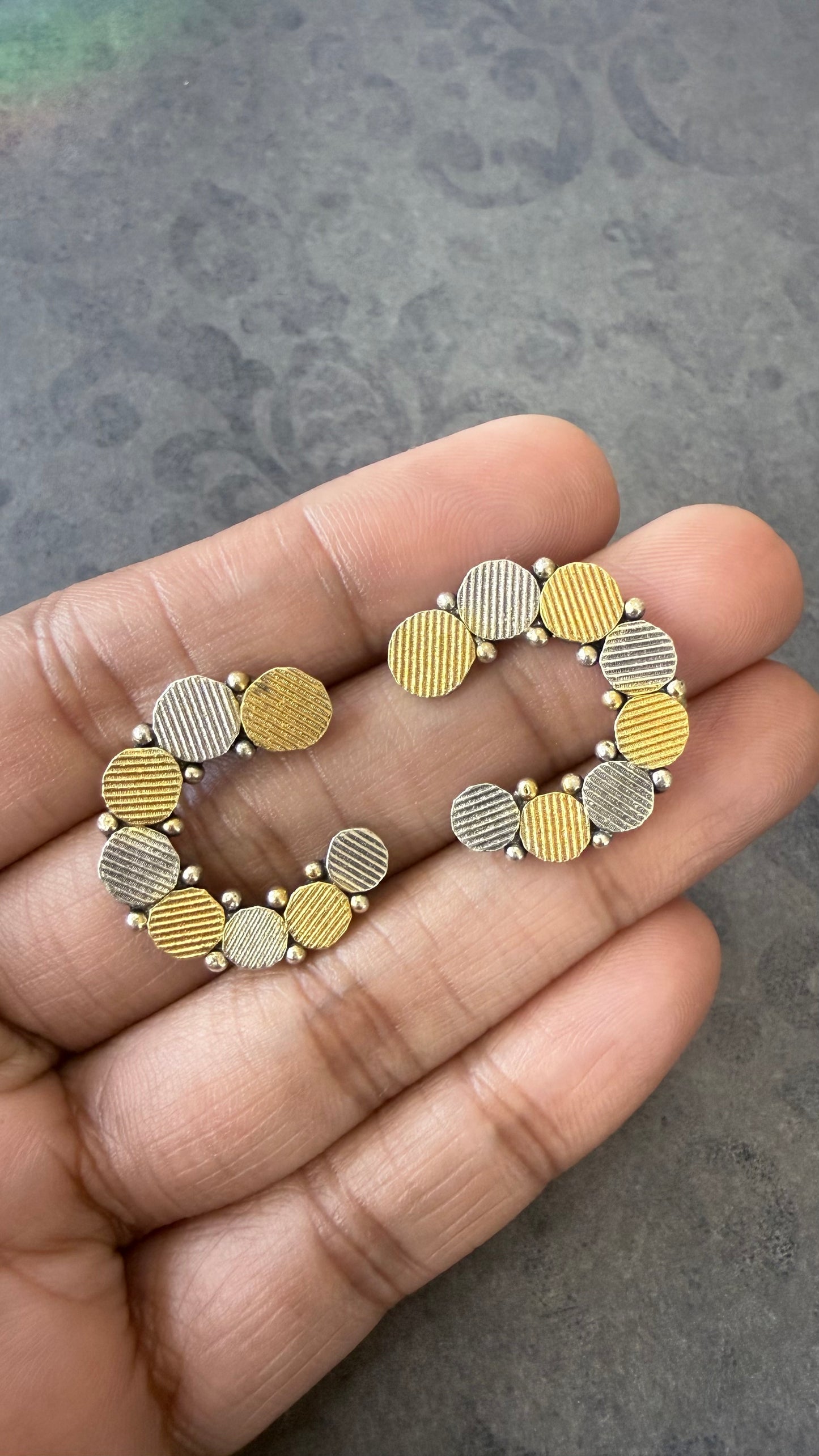 Sonna Silver - Dual-tone earrings