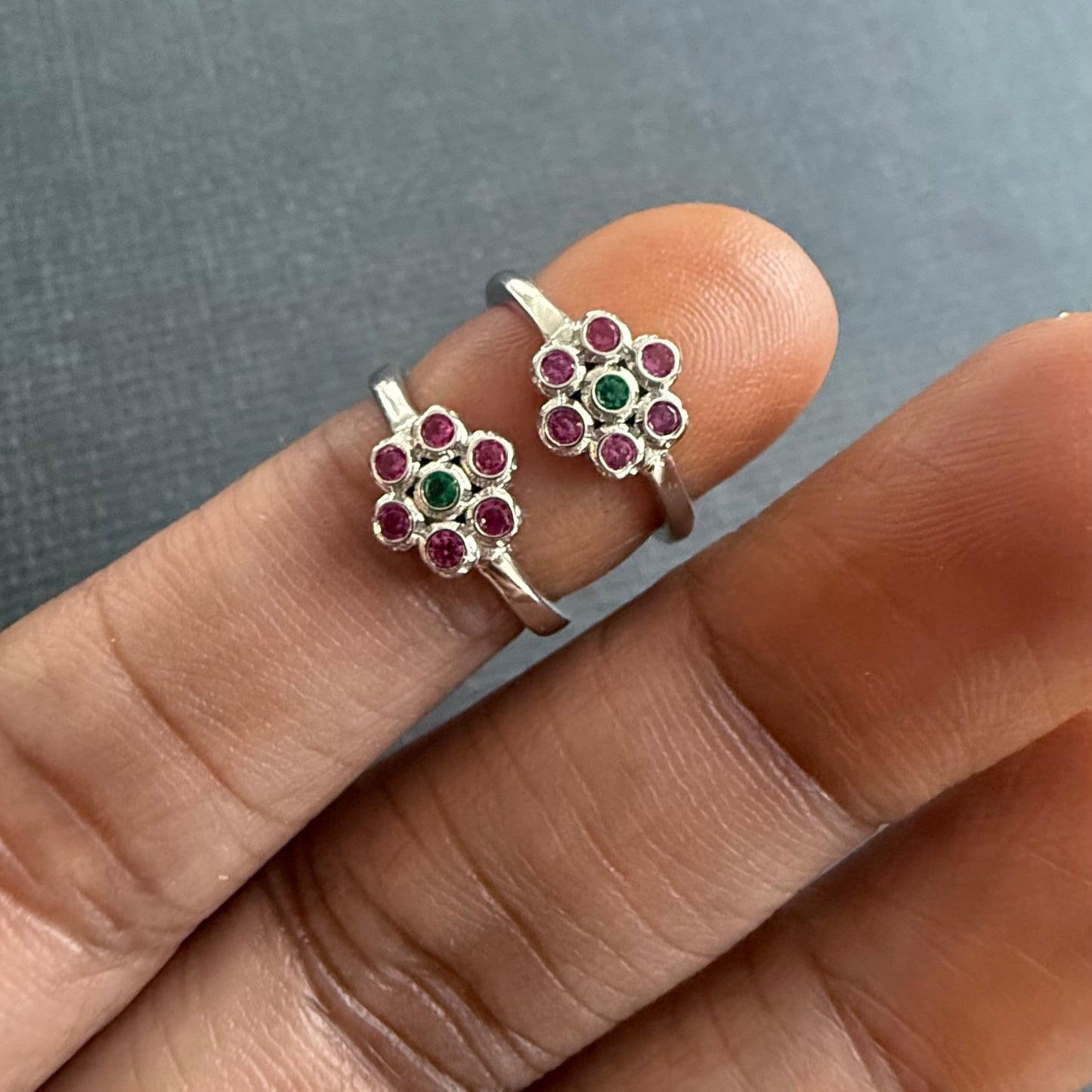 Minimal Stone Toe Rings