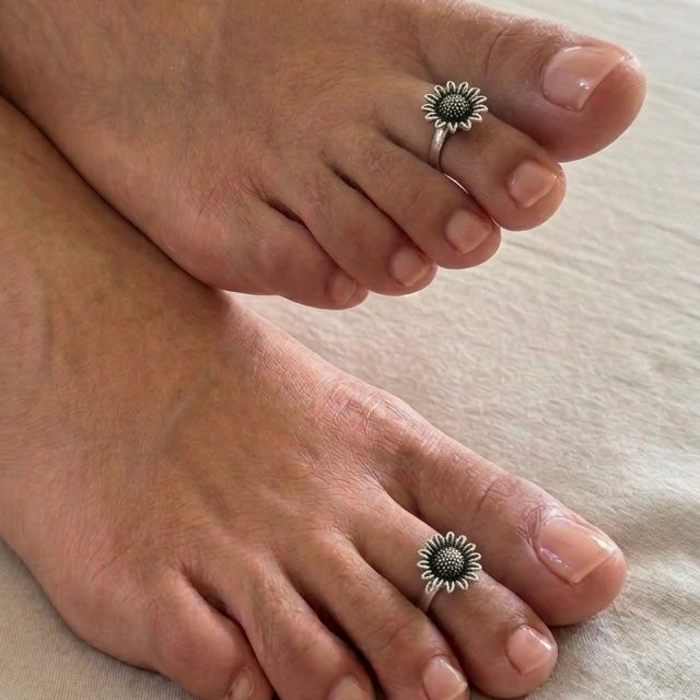 Floral Silver Toe Rings