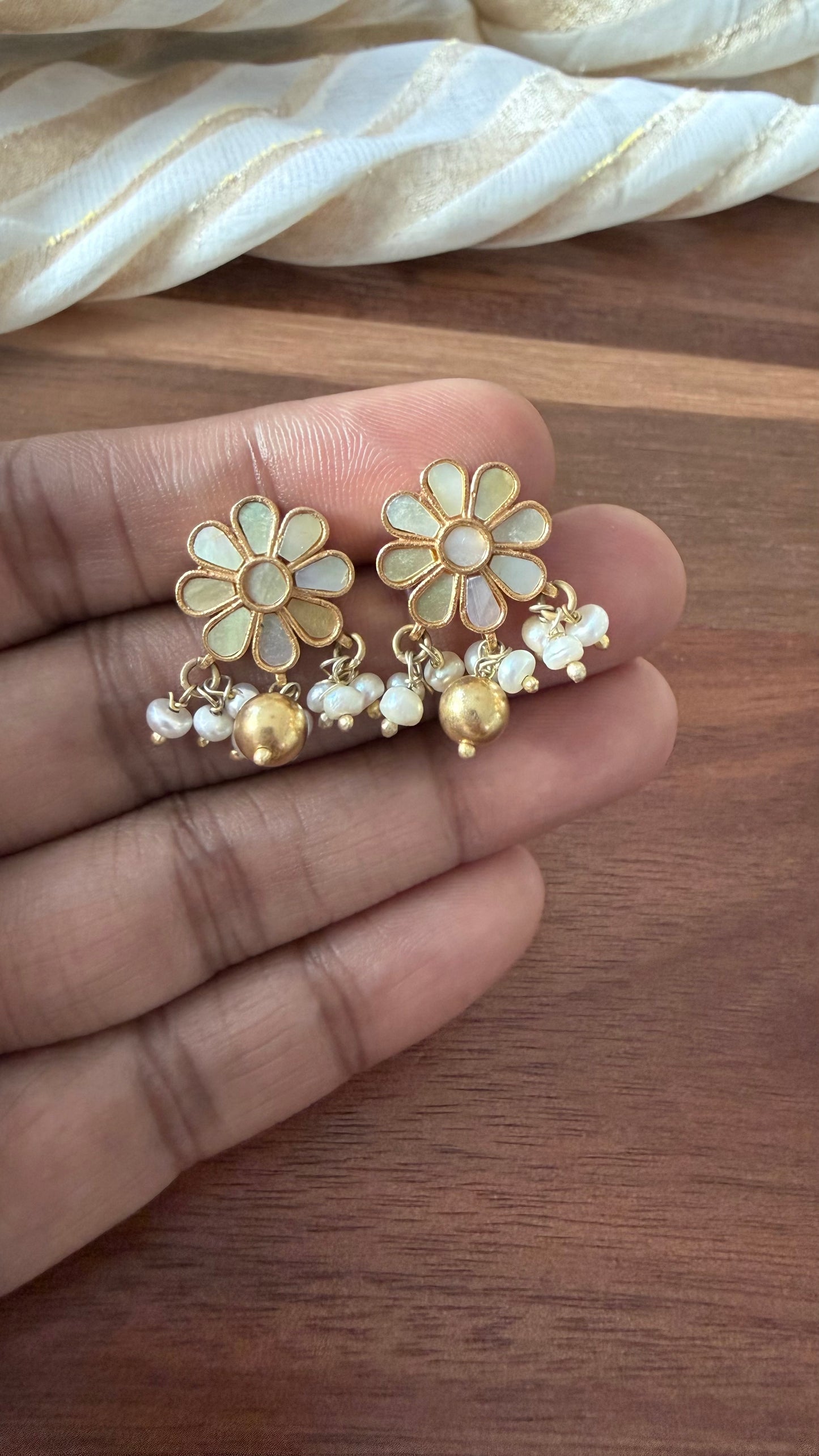 Bloom Pearl Earrings