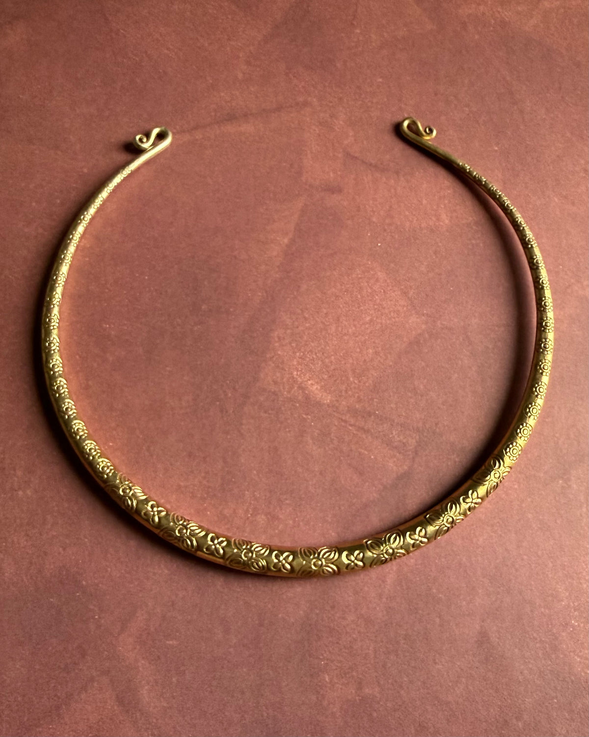 Gul Sunheri Hasli Necklace