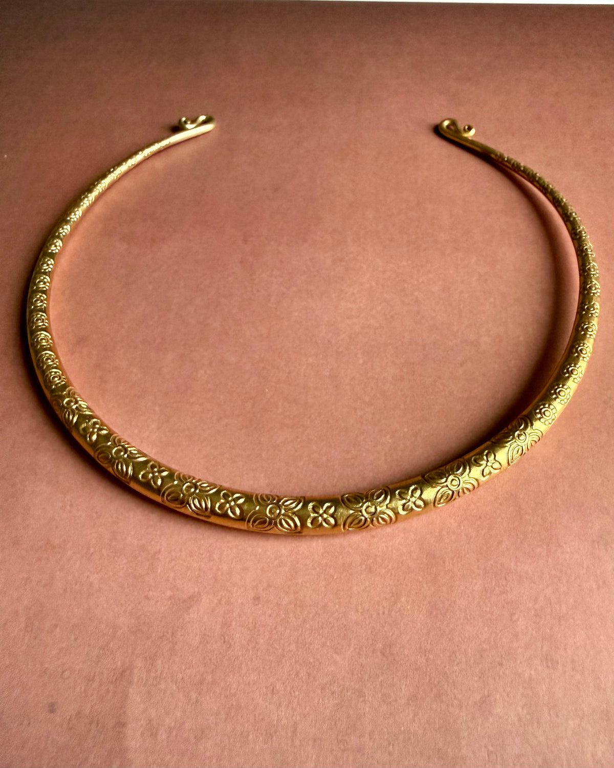 Gul Sunheri Hasli Necklace