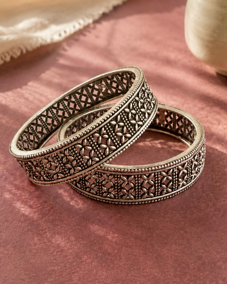 Gul Silver Bangles.