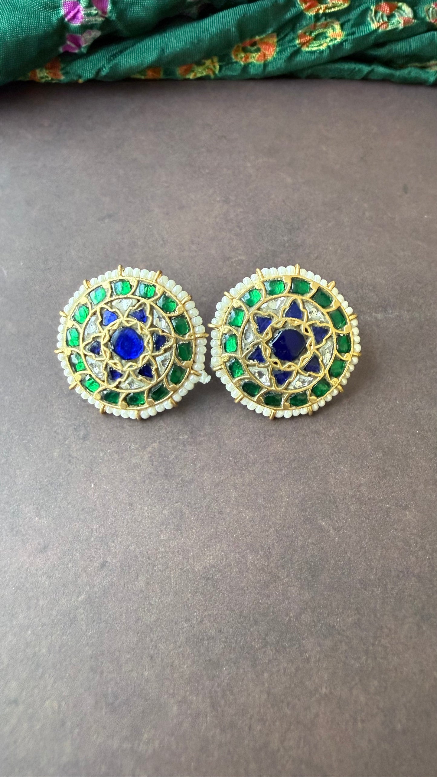 Raani Blue Kundan Studs