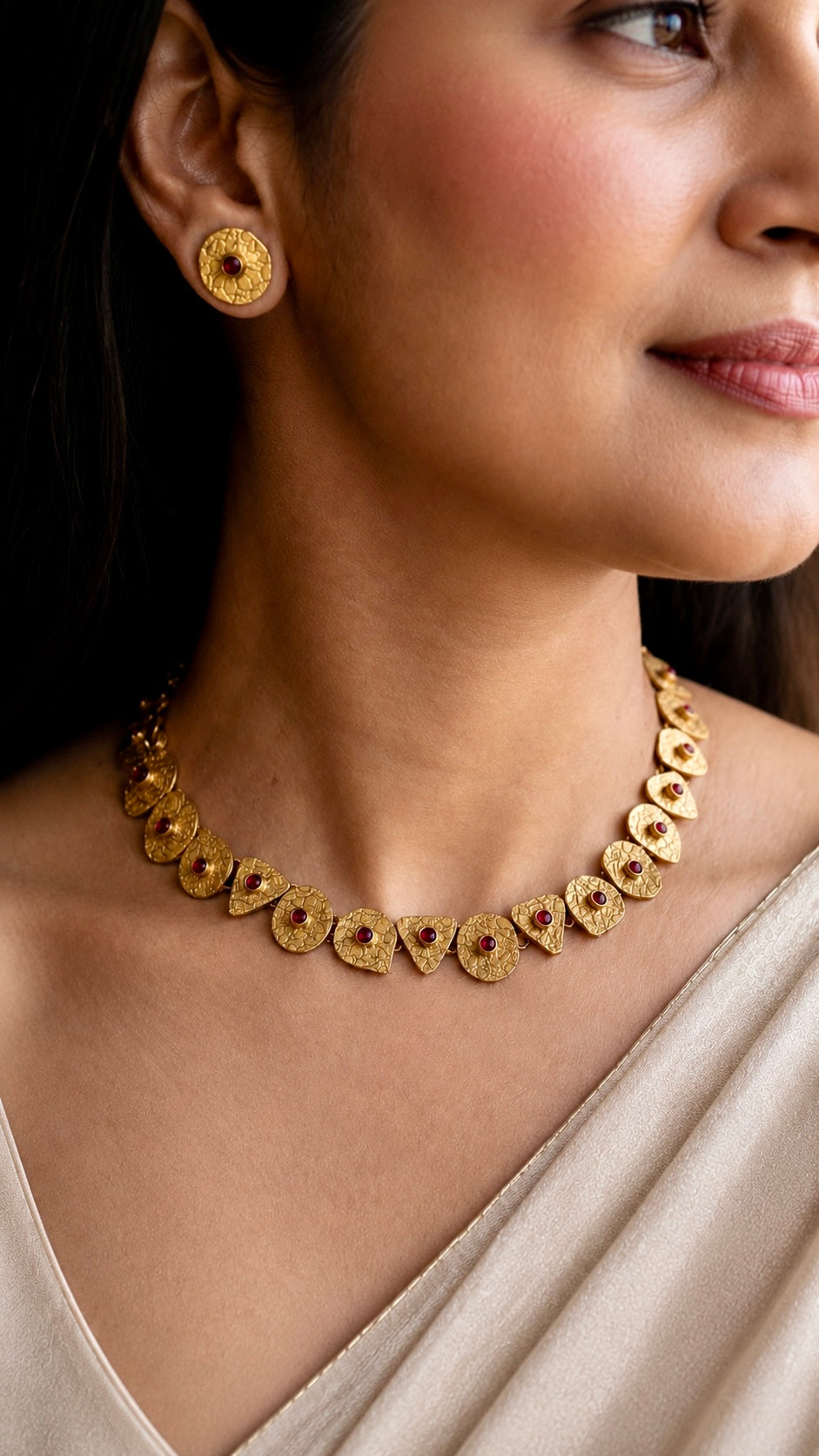 Tarash Necklace – Ruby