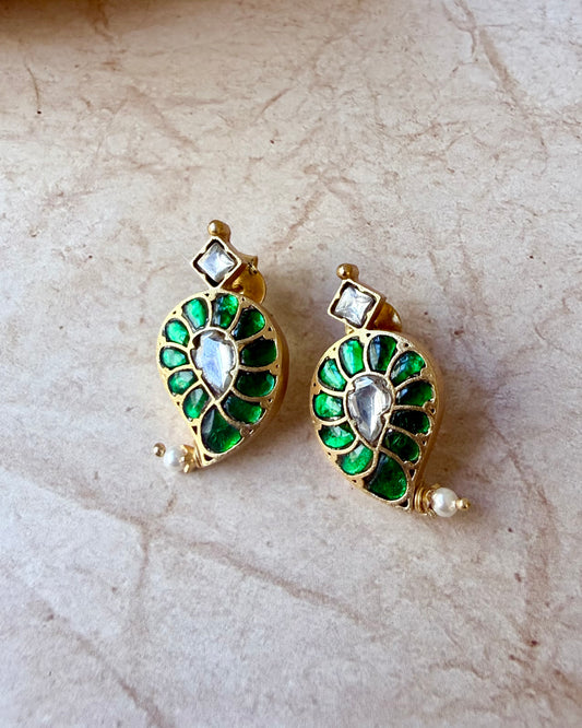 Raani Ambi Earrings – green