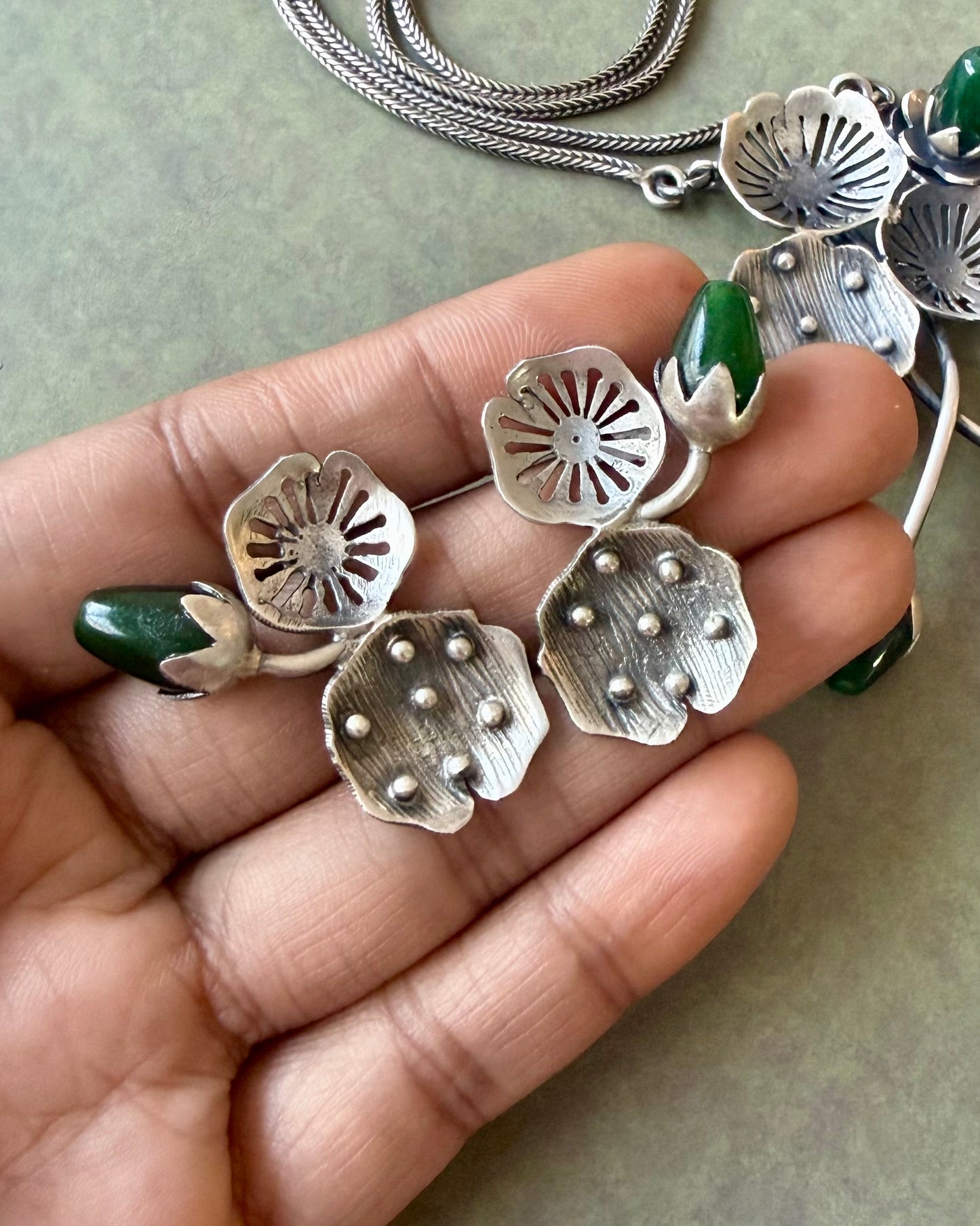 Vana Lotus Garden Silver Set