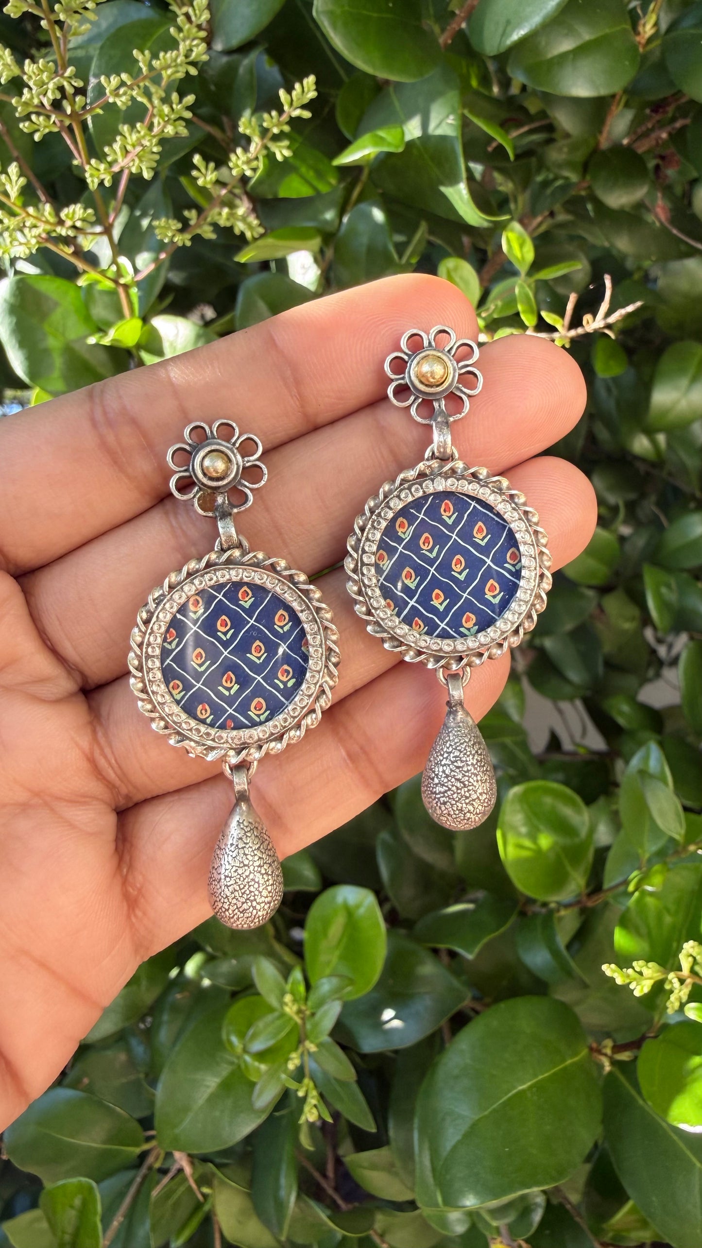 Leela Painted Earrings – Blue Round