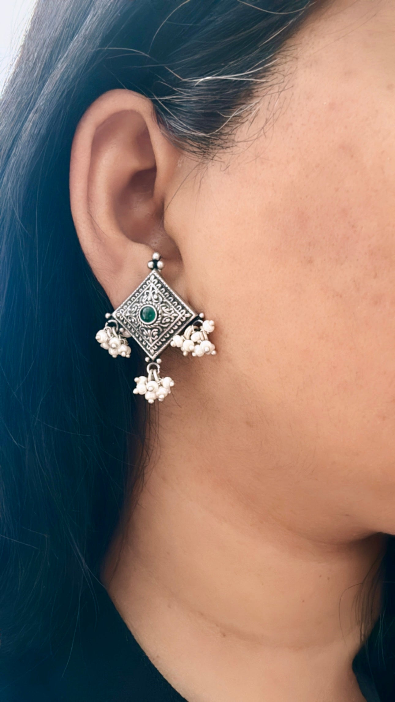 Pearl Patang Studs - Silver