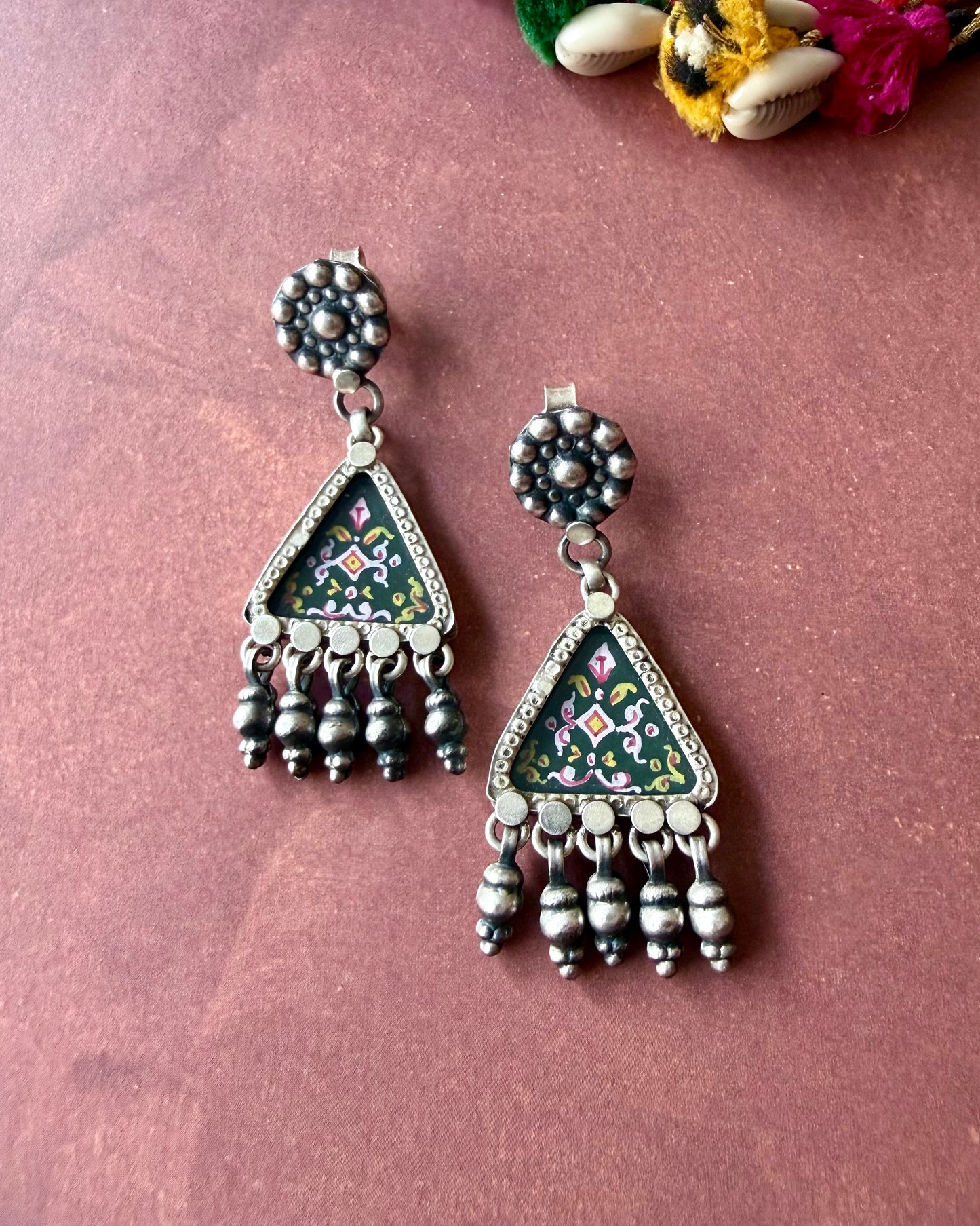 Leela Painted Earrings – Black