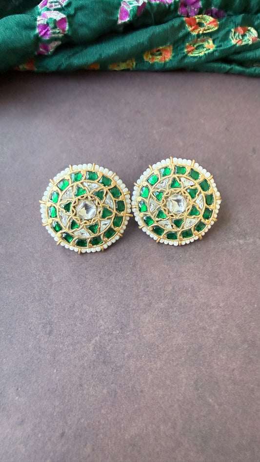 Raani Emerald Kundan Studs