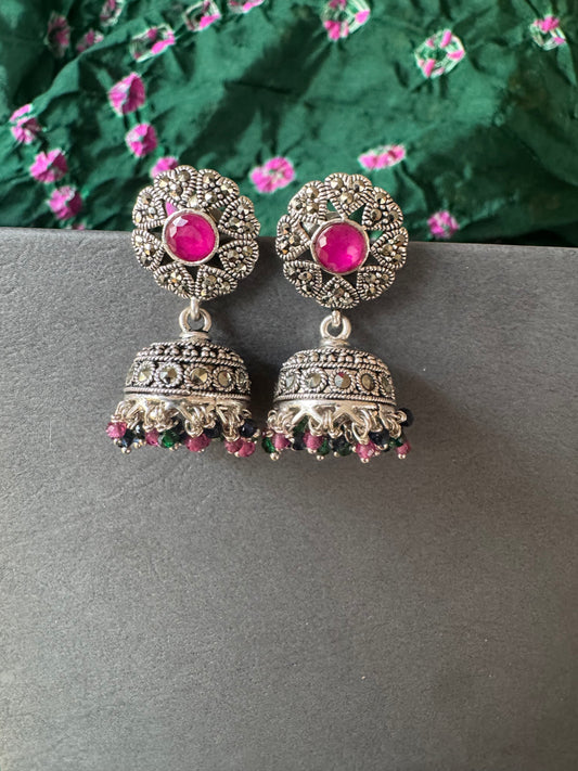 Gulabi Jhumki