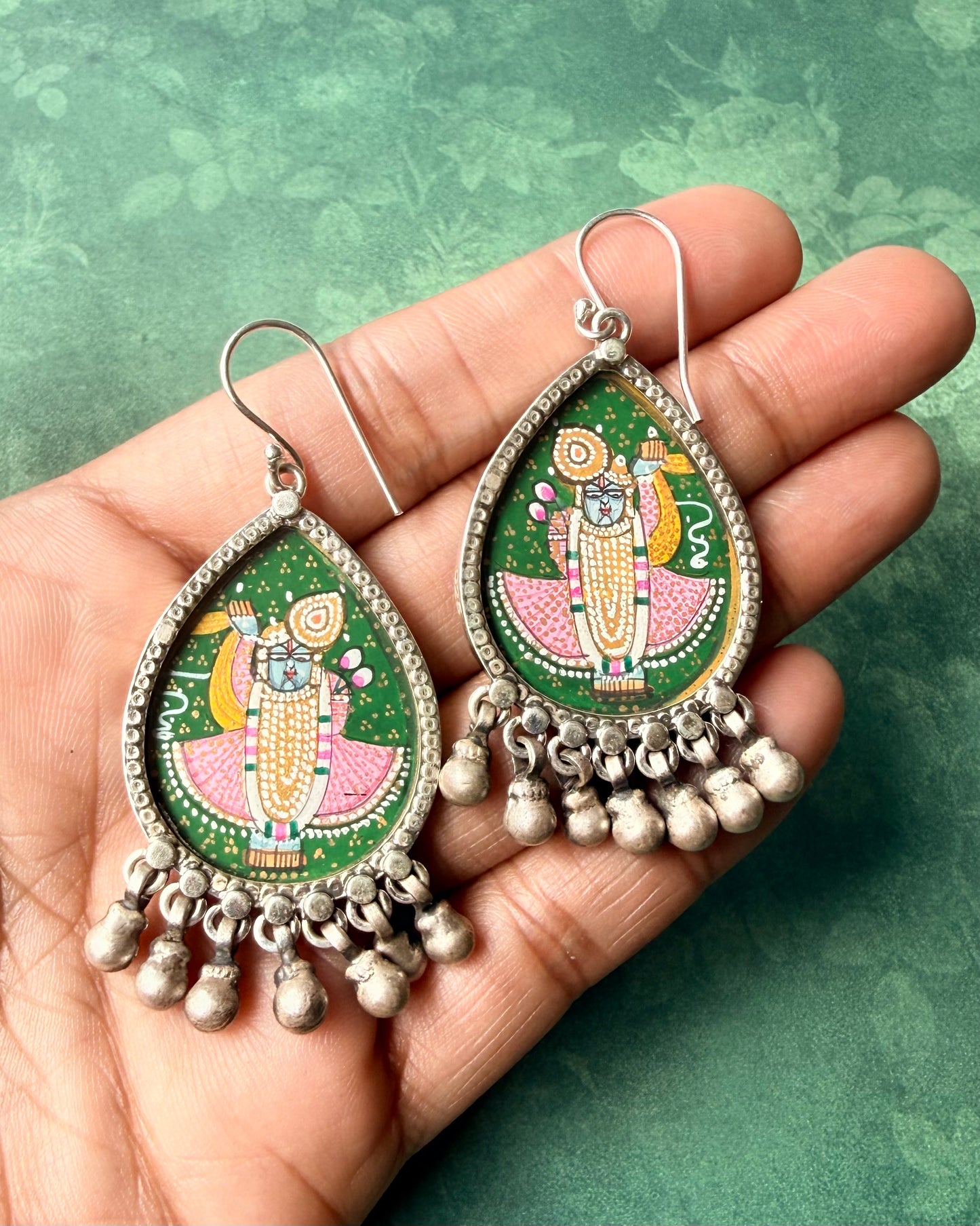 Leela – Shreenath ji Drop Earrings
