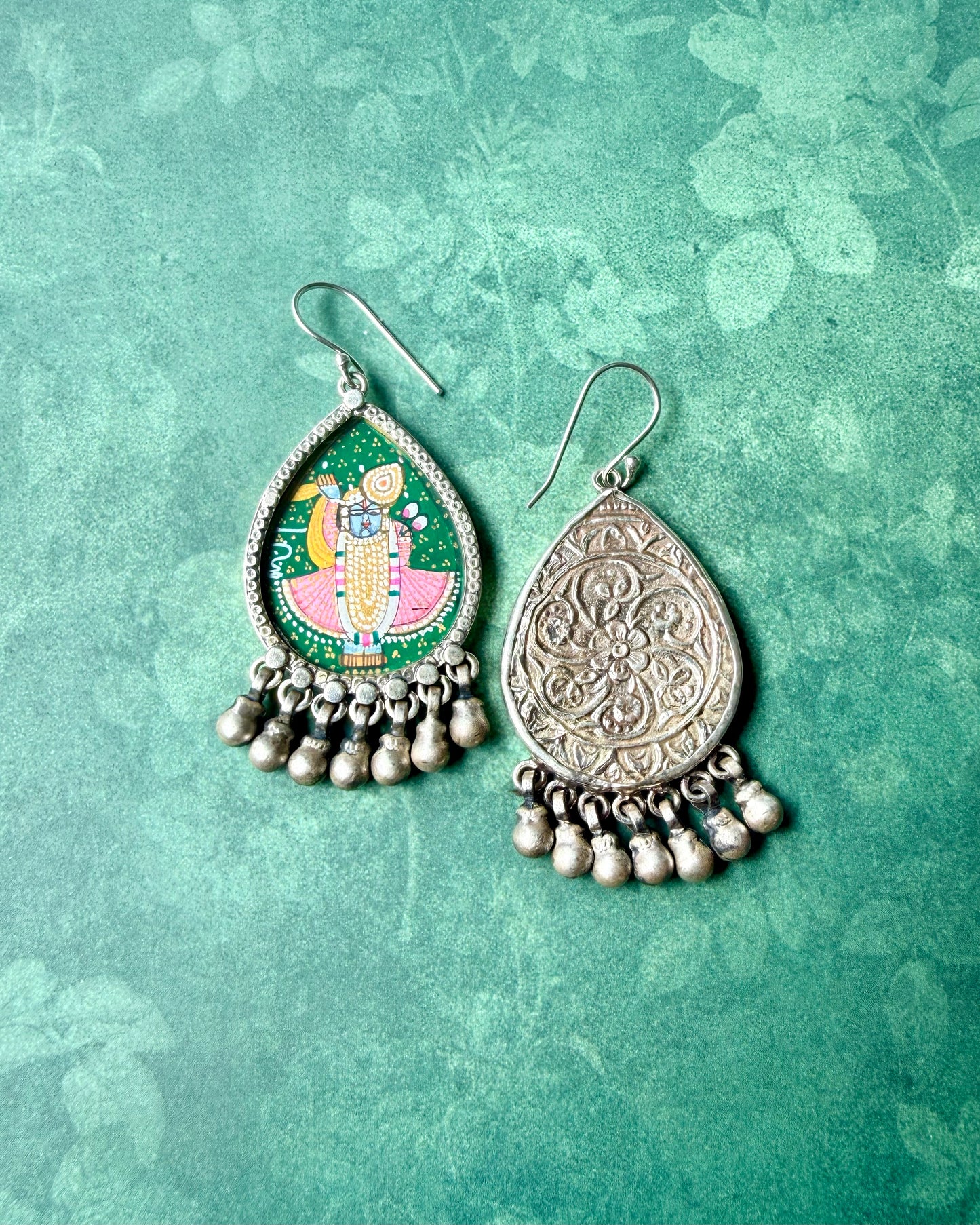 Leela – Shreenath ji Drop Earrings
