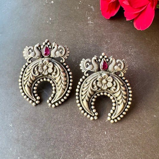 Crescent Tales-Regal